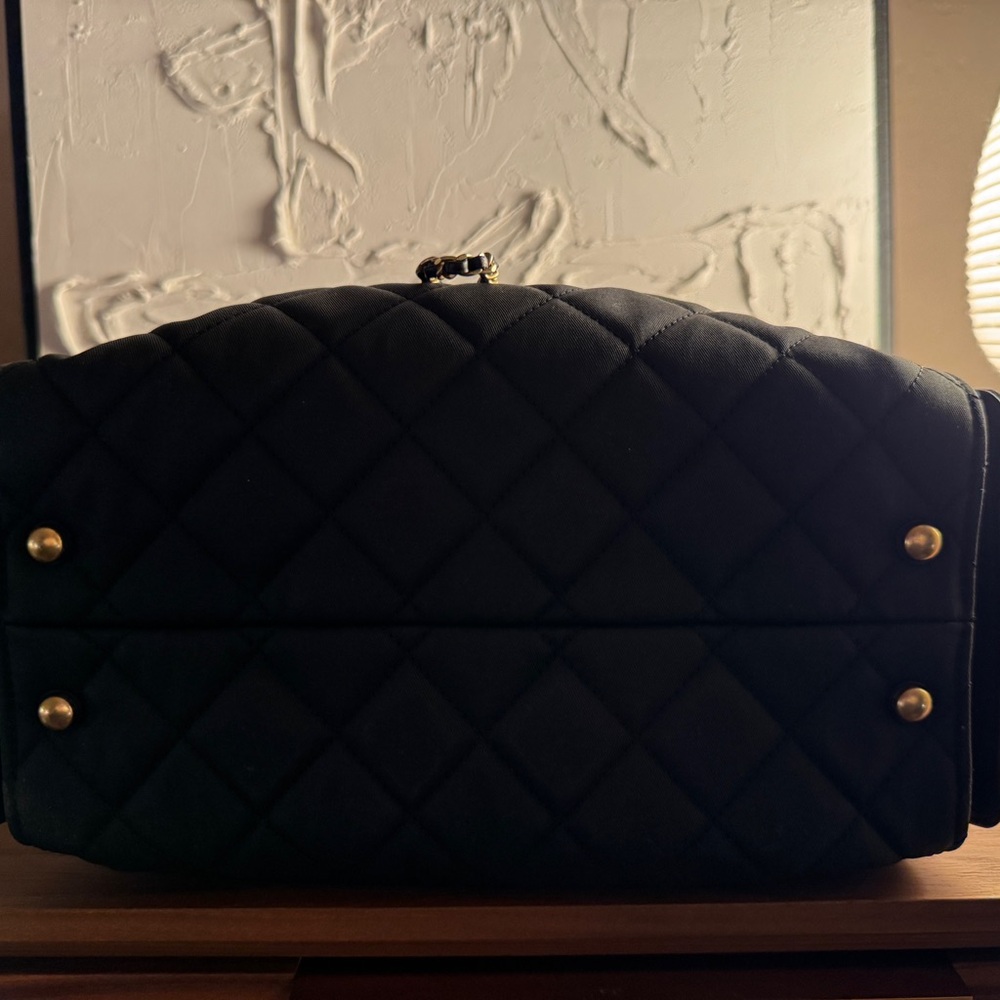 Chanel 25 Small Black Canvas Quilted Shoulder Bag with Antique Gold Hardware - Picture 5 of 6